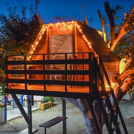 Villa Marqua Kalavárda エクステリア 写真